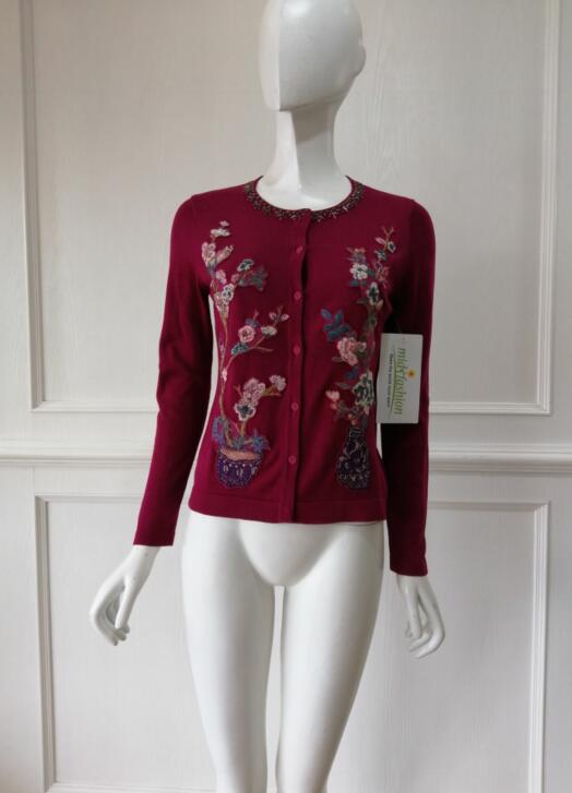 China sweater Factory womens Embroidery Pullover Sweater manufacturer