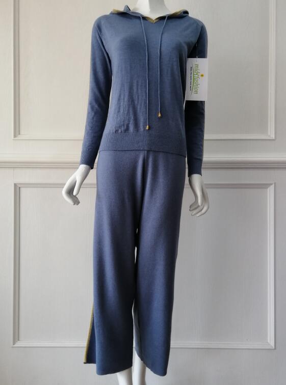 Chinese Sweater suit Manufacturer customized